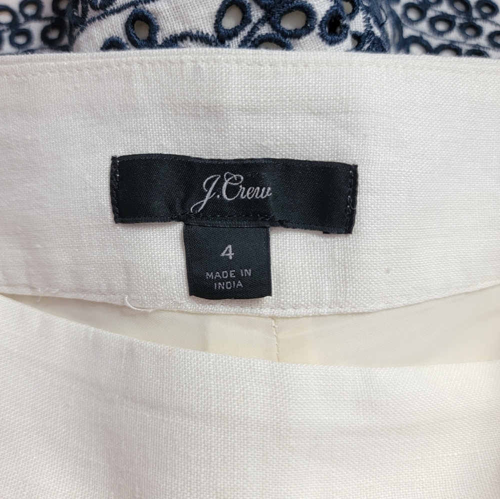 𝅺J.CREW Embroidered-Trim Short in Beauchamps Linen White with Navy Blue Size 4 - Picture 8 of 10